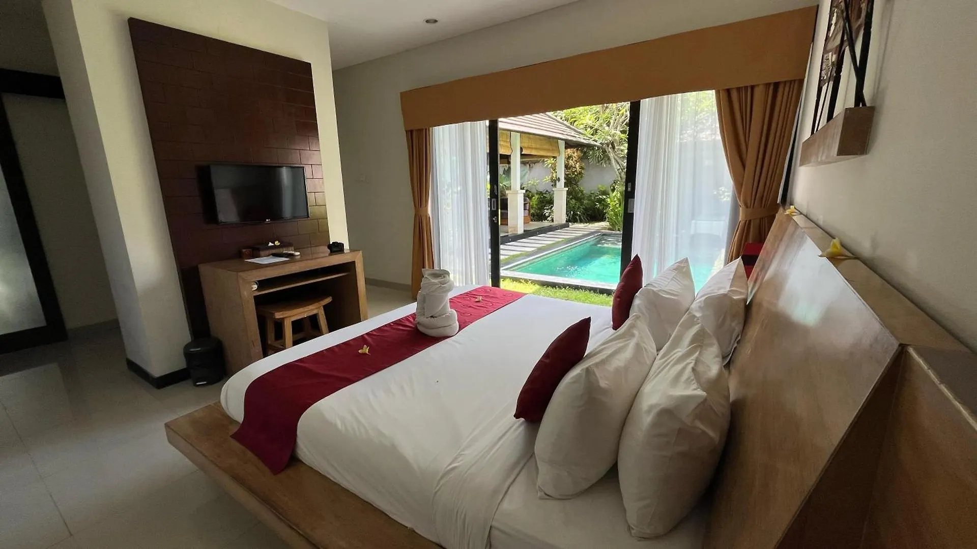 Agata Villas Seminyak Индонезия
